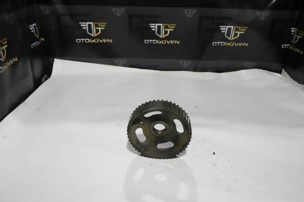 FORD TRANSİT 120 - 120 V ÇIKMA PARÇA TRANSİT T15 POMPA DİŞLİSİ